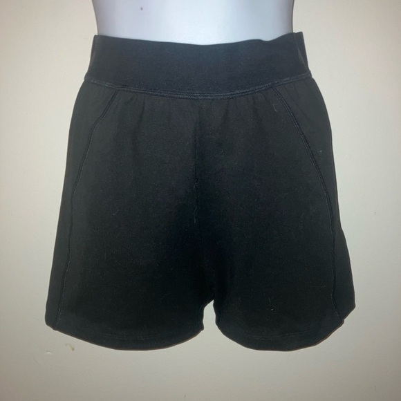 PINK Victoria's Secret Pants - ULTIMATE 3" BIKE SHORTS